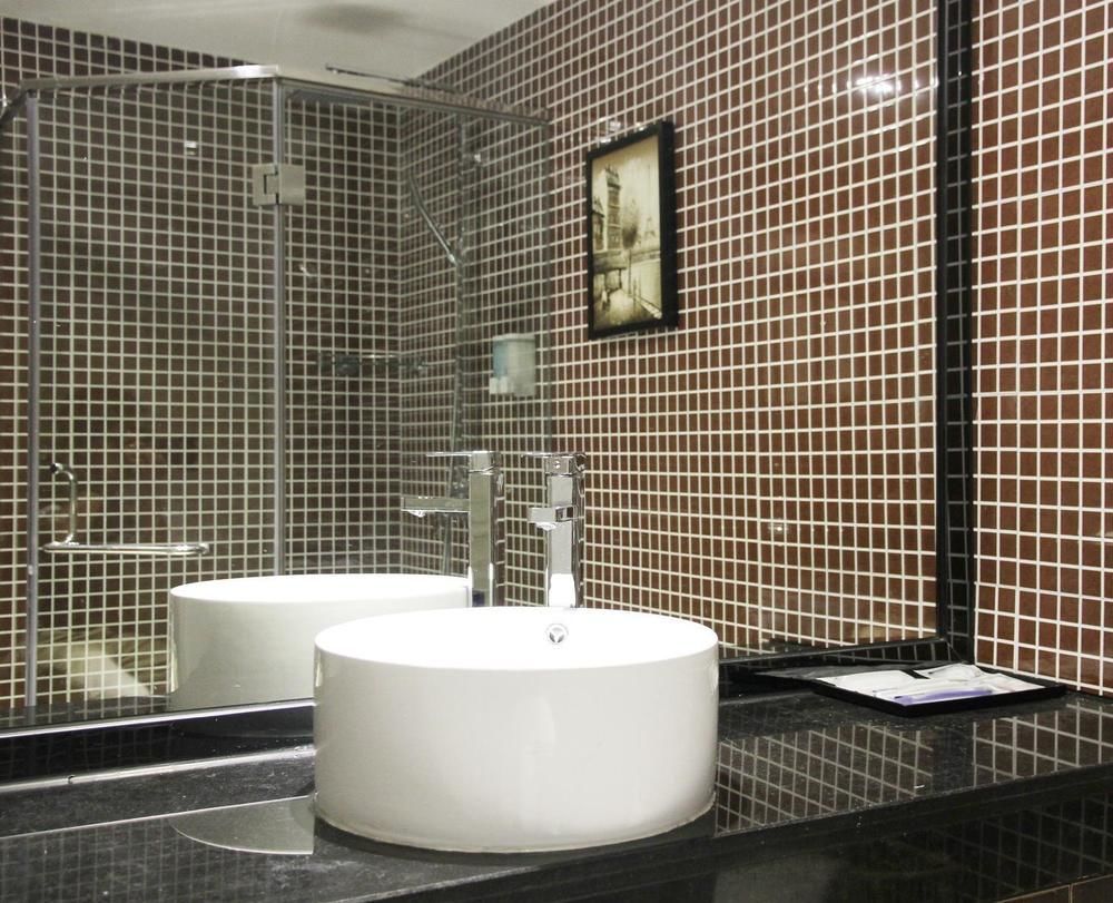 שנג'ן Shenggao Hotel מראה חיצוני תמונה