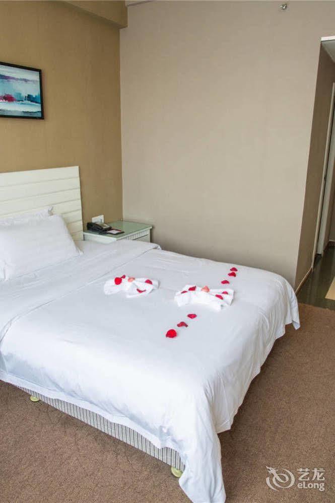 שנג'ן Shenggao Hotel מראה חיצוני תמונה